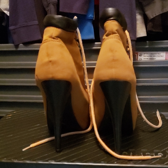 Work boot high heels - Picture 3 of 4